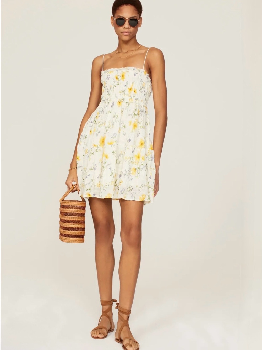 KIVARI Adaline Floral Smocked Mini Dress Yellow Wildflower Size US 6 AU 10 EUC
